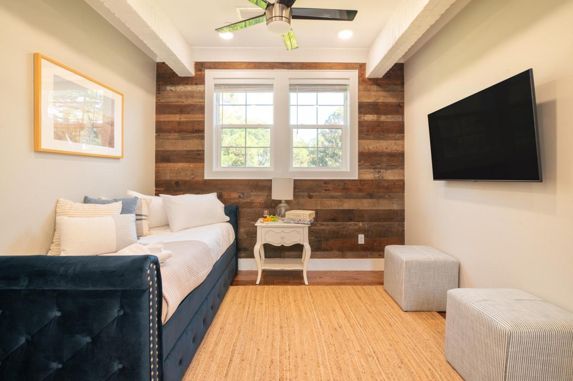Edgewater By Avantstay Gorgeous Character Lakefront Home W Private Dock Destin Exteriör bild